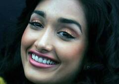 किसी ने 25 तो किसी ने 30, जब  इन सितारों ने कम उम्र में दुनिया को कहा अलविदा, शॉक्ड रह गए थे फैंस