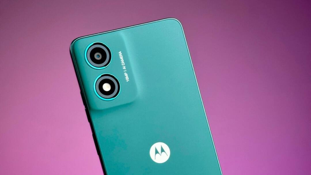 Moto G04: ৮০০০ টাকার কমে ভারতে লঞ্চ হয়েছে মোটোরোলার নতুন ফোনে, কী কী ফিচার রয়েছে? Moto G04 Launched in India Know the Price and Specifications in Details Moto G04: ৮০০০ টাকার কমে ভারতে লঞ্চ হয়েছে মোটোরোলার নতুন ফোনে, কী কী ফিচার রয়েছে?