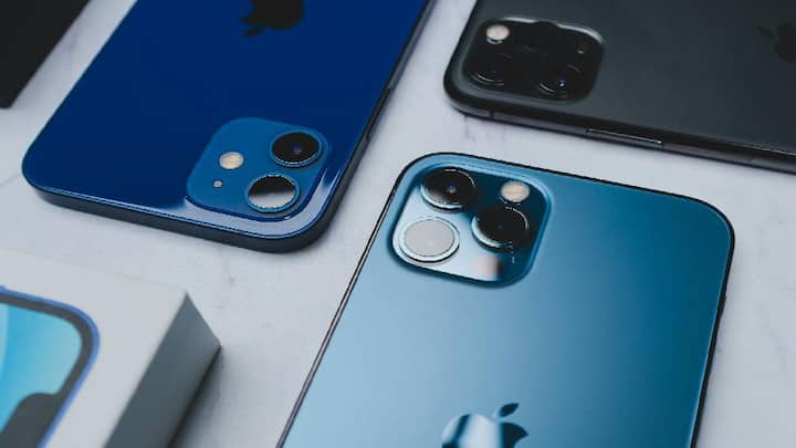 Apple iphone 16 leak Specifications : Apple iphone 16 लॉन्च होण्यापूर्वीच फोनशी संबंधित अनेक गोष्टी लीक झाल्या आहेत. यामध्ये सर्वात महत्त्वाचं म्हणजे iphone 16 ची डिझाईन लीक झाली आहे.