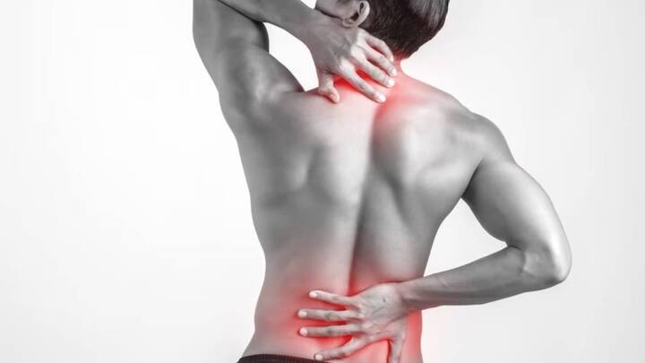 पीठ दर्द आज के समय में आम बात हो गई है. क्योंकि आजकल की मॉर्डन लाइफस्टाइल और ऑफिस गोइंग लोगों को अक्सर यह समस्या होती है. लेकिन कई मामले में इसके पीछे का कारण काफी ज्यादा गंभीर होता है.