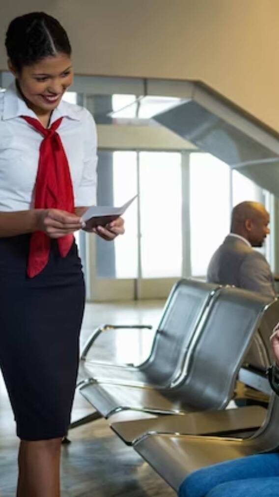 એર હોસ્ટેસને કેટલો મળે છે પગાર?