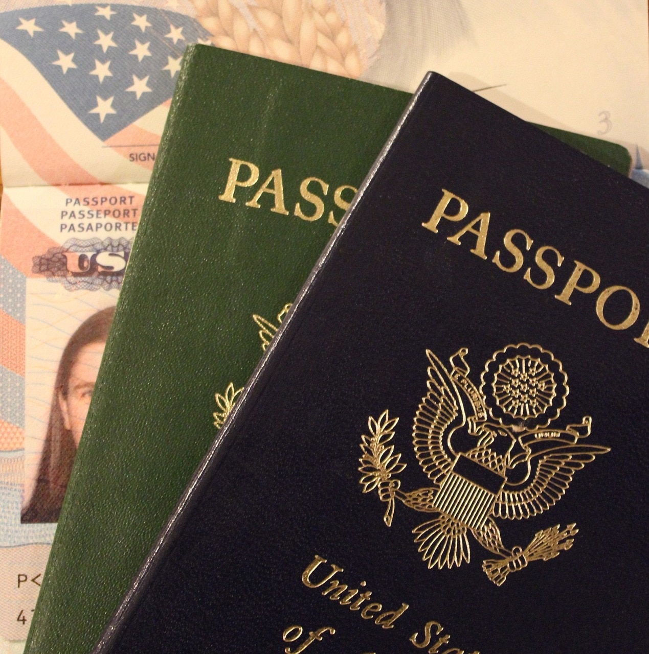 Henley Passport Index: உலகத்தில் சக்திவாய்ந்த பாஸ்போர்ட் எது? இந்தியாவுக்கு எந்த இடம் தெரியுமா?