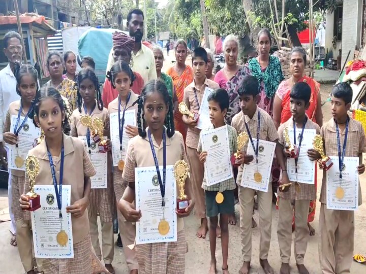 Mayiladuthurai: அரசு உதவிகளை முழுமையாக கிடைக்காத நிலையிலும் சாதிக்கும் நரிக்குறவர் இன மாணவர்கள்