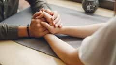 रिलेशनशिप में एक-दूसरे को पर्सनल स्पेस देना क्यों है जरूरी, जानें