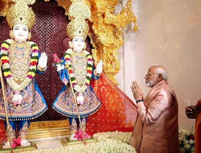 અબુધાબી પણ ભગવાન શ્રી રામના નારાથી ગુંજી ઉઠ્યું હતું. આ મંદિરને આરબ દેશોનું સૌથી મોટું મંદિર કહેવામાં આવે છે.આ વિશાળ મંદિરને બનાવવામાં લગભગ 3 વર્ષનો સમય લાગ્યો હતો.