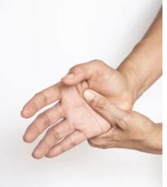 Sweating in Hands: ਬਿਨਾਂ ਕੋਈ ਸਰੀਰਕ ਕੰਮ ਕੀਤੇ ਹਥੇਲੀਆਂ ਨੂੰ ਆਉਂਦਾ ਪਸੀਨਾ? ਹੋ ਜਾਓ ਸਾਵਧਾਨ...ਹੋ ਸਕਦੀ ਇਹ ਗੰਭੀਰ ਬਿਮਾਰੀ