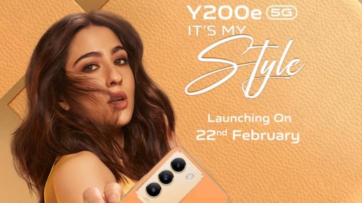 Vivo Y200e 5G के पिछले हिस्से के टॉप लेफ्ट साइड में एक लंबा आयतकार आकार वाला कैमरा मॉड्यूल दिया जाएगा, जिसमें तीन बैक कैमरा और एक एलईडी फ्लैश के लिए कटआउट दिख रहा है. हालांकि, इस ट्रेलर को देखकर इस बात का पता नहीं चला है कि फोन में कितने मेगापिक्सल्स के कैमरा होंगे.