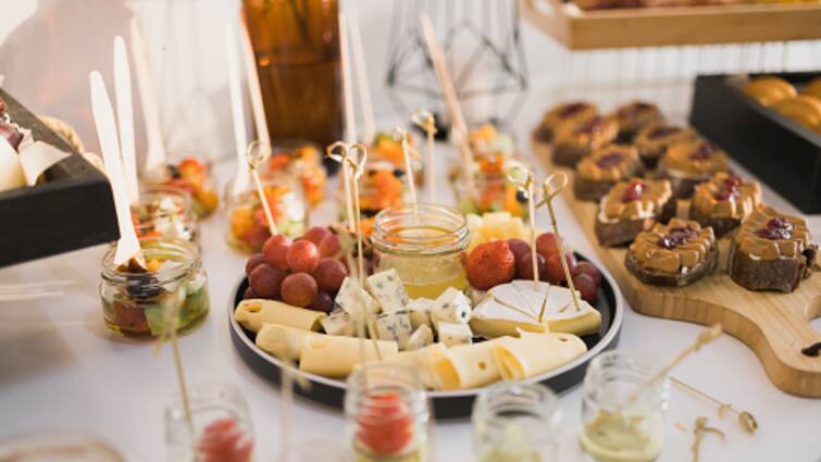 Mindful Eating Staying Active Tips To stay Healthy This Wedding Season Mindful Eating To Staying Active: 5 Ways To Prioritise Health This Wedding Season