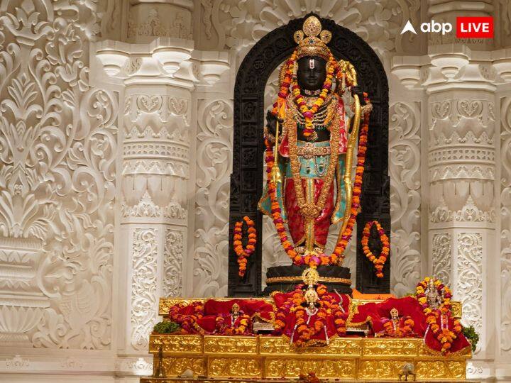 राम नाम दिव्य ऊर्जा का प्रतिनिधित्व करता है और भगवान का सार माना जाता है. इसीलिए प्रभु श्री राम का सबसे शक्तिशाली मंत्र है राम, जय श्री राम. इस सरल शब्द को हर बच्चा, बड़ा, बूढ़ा जप सकता है. इस शब्द में जो शक्ति है उससे आपका जीवन सुलभ बन जाता है.