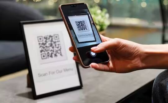 ਹੁਣ ਹਰ ਤਰ੍ਹਾਂ ਦੇ ਭੁਗਤਾਨ UPI ਰਾਹੀਂ ਕੀਤੇ ਜਾਂਦੇ ਹਨ, ਯਾਨੀ ਤੁਸੀਂ ਚਾਹ ਦੀ ਦੁਕਾਨ ਤੋਂ ਲੈ ਕੇ ਟੀਵੀ ਦੀ ਦੁਕਾਨ ਤੱਕ ਆਸਾਨੀ ਨਾਲ ਪੈਸੇ ਦੇ ਸਕਦੇ ਹੋ।