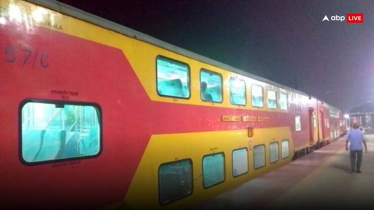 Chennai Bengaluru Double Decker Train Service Begins Complete Journey In 5 hours non ac coaches included चेन्नई-बेंगलुरु के बीच शुरू हुई डबल डेकर ट्रेन, बिना एसी वाले डिब्बे भी किए शामिल, 5 घंटे में पूरी होगी जर्नी