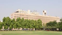 IIT दिल्ली में M-Tech के छात्र ने की खुदकुशी, दोस्तों ने किया कॉल और फिर फैल गई सनसनी