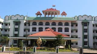 Madurai Hc: இப்பொழுது எல்லாம் ஒருவர் 2 போலீஸ் பாதுகாப்பு வைத்துக் கொள்வது பேஷனாக மாறிவிட்டது - நீதிபதி கருத்து