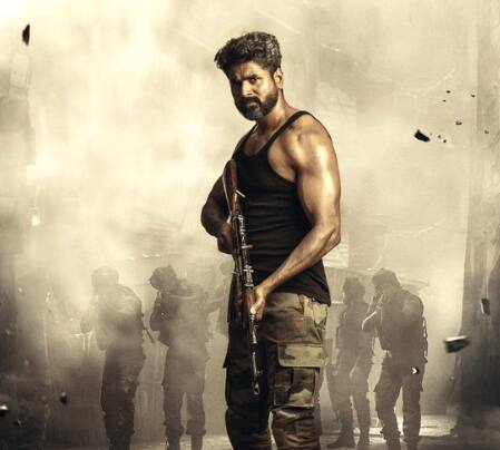 கமலின் ராஜ்கமல் ஃபிலிம்ஸ் தயாரிப்பில் ராஜ்குமார் பெரியசாமி இயக்கத்தில் சிவகார்த்திகேயன், சாய் பல்லவி உள்ளிட்டோர் நடிப்பில் உருவாகியுள்ள திரைப்படம் அமரன்.