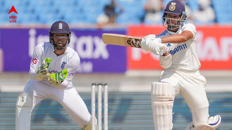 IND vs ENG Rajkot Test Yashasvi Jaiswal score century against England know details Yashasvi Jaiswal Century: দুরন্ত সেঞ্চুরি করে সহবাগকে ছুঁলেন যশস্বী, রাজকোটে চাপ বাড়ল ইংল্যান্ডের