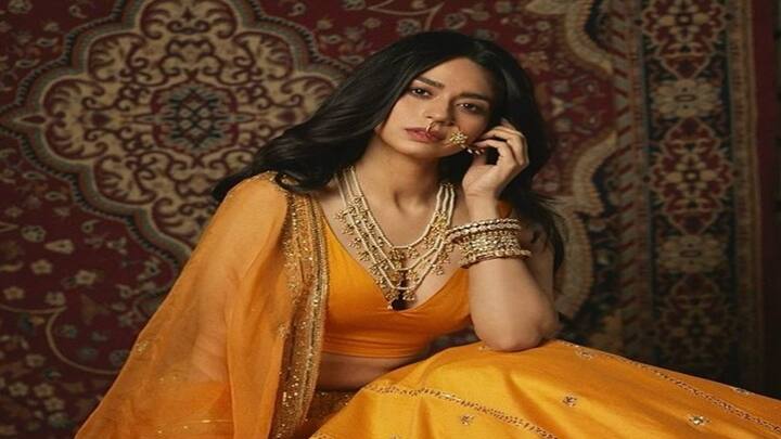 Soundarya Sharma Photo: બિગ બોસ 16ની સ્પર્ધક સૌંદર્યા શર્મા તેના લુકથી ચાહકોને પ્રભાવિત કરે છે. હાલમાં જ તેણે તેની લેટેસ્ટ તસવીરો શેર કરી છે.