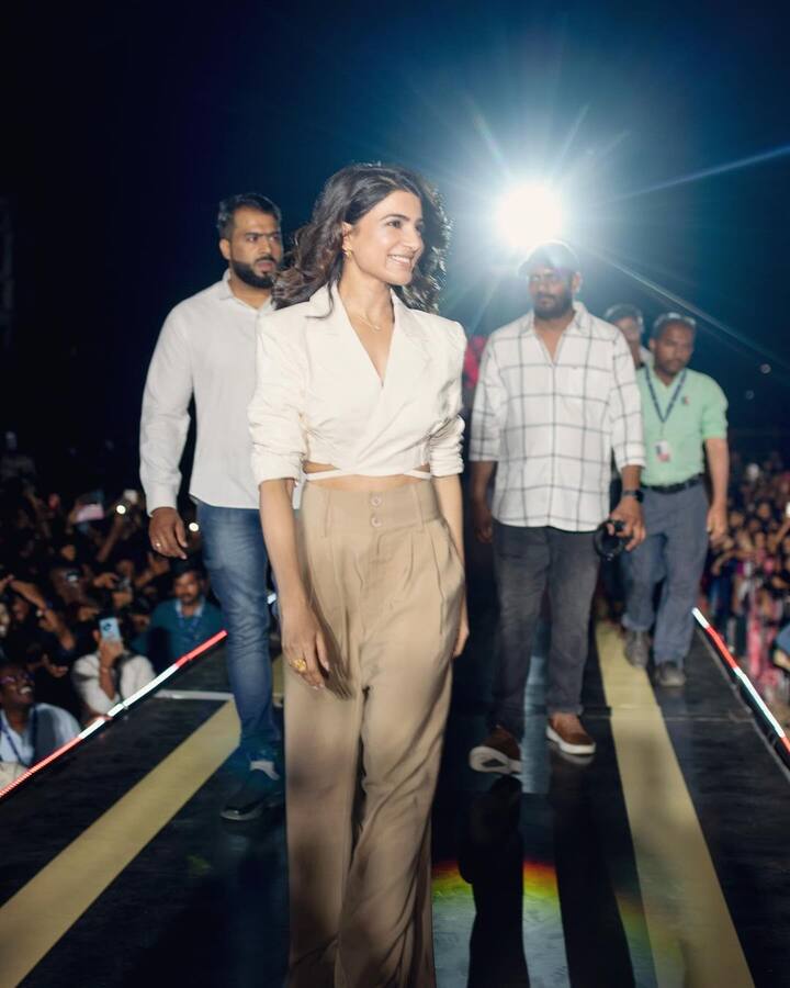 புஷ்பா படத்தில் இவர் ஆடிய நடனம் இன்னும் பலரின் கண்களில் அப்படியேதான் இருக்கிறது. உடல் நலக்குறைவால் பெரிதாக நடிக்காத சமந்தா, தயாரிப்பில் களமிறங்கிவிட்டார். கூடிய விரைவில், படங்களில் நடிப்பதாக சமந்தா தெரிவித்துள்ளார்.