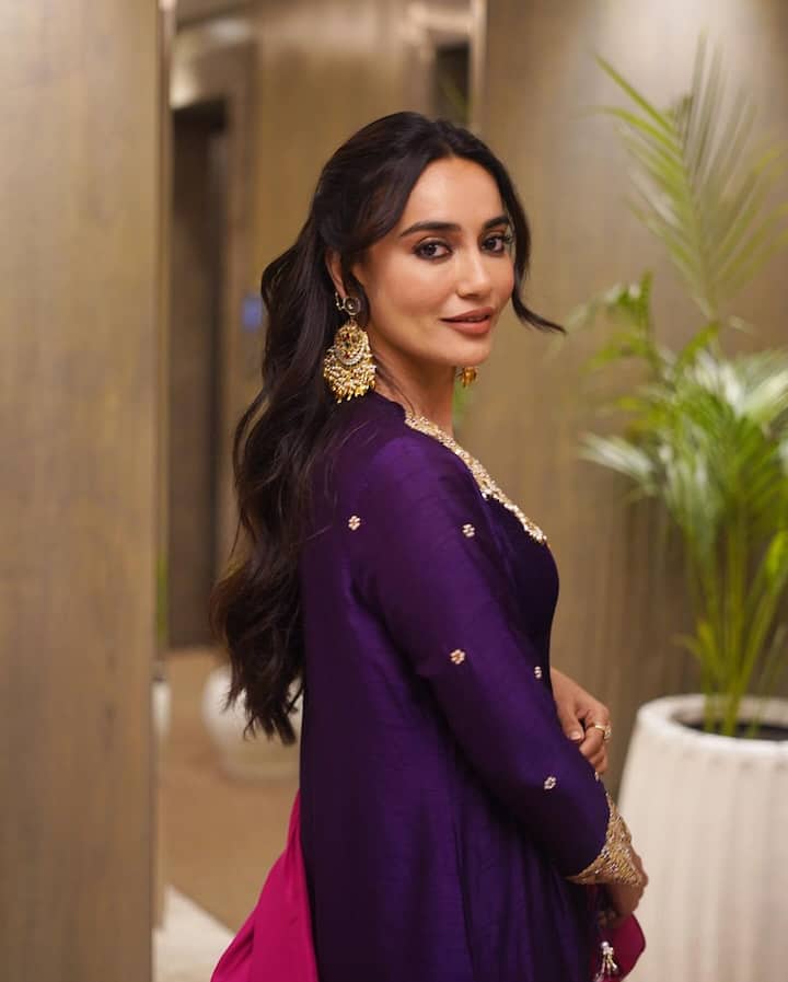 In the latest set of pictures shared by her, Surbhi is once again casting a spell.