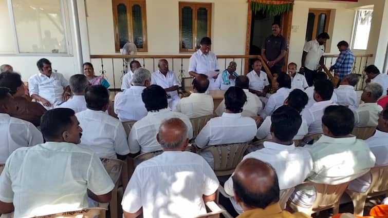 OPS and Dhinakaran will once again participate in Jayalalithaa's birthday public meeting in Theni on 24th -TNN தேனியில் மீண்டும்  டிடிவியுடன் ஒன்றாக மேடை ஏறும் ஓபிஎஸ் -  எதனால் தெரியுமா?