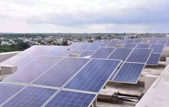 Rooftop Solar Scheme: ઘરની છત પર લગાવવા ઇચ્છો છો સોલર પૈનલ તો PM મોદી સરકારની આ સ્કિમ વિશે જાણો If you want to install solar panels on the roof of your house, then know about this scheme of PM Modi government Rooftop Solar Scheme: ઘરની છત પર લગાવવા ઇચ્છો છો સોલર પૈનલ તો PM મોદી સરકારની આ સ્કિમ વિશે જાણો