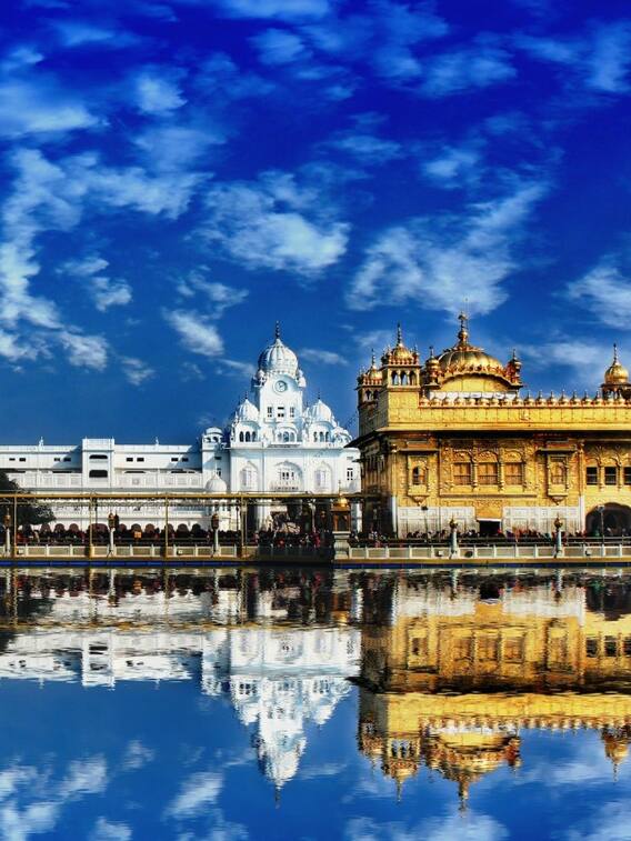 स्वर्ण मंदिर को बनाने में कितना सोना लगा था