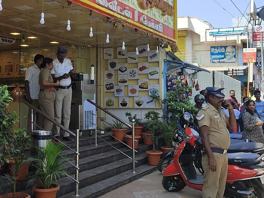 Crime: கொலையில் முடிந்த காதல்! பட்டப்பகலில் 18 வயது இளைஞனை வெட்டிக் கொன்ற சிறுவன் - கோவையில் கொடூரம் An 18-year old youth was killed death 17 year boy broad daylight in coimbatore Crime: கொலையில் முடிந்த காதல்! பட்டப்பகலில் 18 வயது இளைஞனை வெட்டிக் கொன்ற சிறுவன் - கோவையில் கொடூரம்