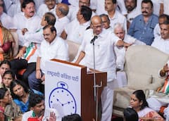 Sharad Pawar on Ajit Pawar : सगळ्या देशाला माहित आहे ,राष्ट्रवादी पक्षाची स्थापना कुणी केली,तरी सुद्धा पक्ष दुसऱ्यांना देणे हा अन्याय