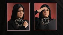 Megha Akash Photos : கருப்பு சேலையில் செதுக்கிய சிலையாய் நிற்கும் மேகா ஆகாஷ்!