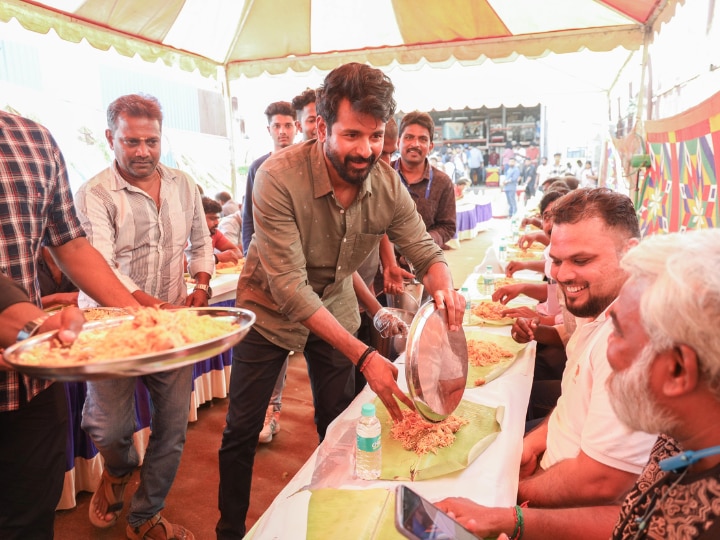 Sivakarthikeyan: எஸ்.கே 23, அமரன் படக்குழுவினர் தந்த சர்ப்ரைஸ்: உற்சாகமாக பிறந்தநாள் கொண்டாடிய சிவகார்த்திகேயன்!