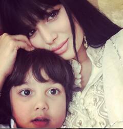 Salman Khan: ਸਲਮਾਨ ਖਾਨ ਦੀ ਹੀਰੋਇਨ ਦਾ ਪਲਾਸਟਿਕ ਸਰਜਰੀ ਨਾਲ ਬਦਲਿਆ ਚਿਹਰਾ, ਯੂਜ਼ਰ ਨੇ ਕਮੈਂਟ ਕਰ ਇੰਝ ਘੇਰਿਆ