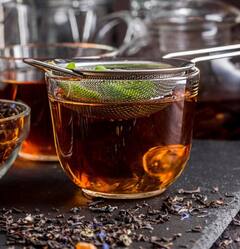 Black Tea: ਕਾਲੀ ਚਾਹ ਪੀਣ ਨਾਲ ਚਮੜੀ ਤੋਂ ਲੈ ਕੇ ਵਾਲਾਂ ਤੱਕ ਫਾਇਦੇ ਹੀ ਫਾਇਦੇ