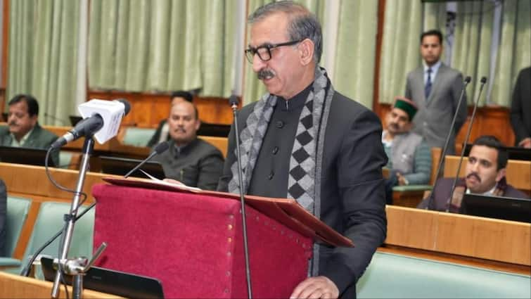 Himachal Pradesh Budget Session 2024 CM Sukhvinder Singh Sukhu big announcement in budget MSP of cow and buffalo milk fixed Himachal Budget 2024: बजट सत्र में CM सुक्खू की बड़ी घोषणा, गाय और भैंस के दूध का MSP किया निर्धारित