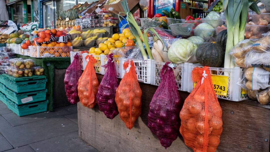 India's Fresh Fruit Export Jumps 29 percent Spreads To 111 Countries India's Fresh Fruit Export Jumps 29% Spreads To 111 Countries