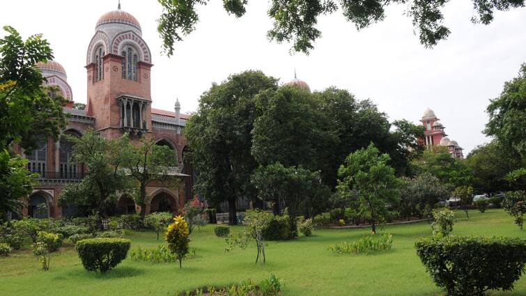 IT Department serves notice to University of Madras seeking over ₹424 crore in arrears frozen 37 fixed deposit accounts UNOM: சென்னைப் பல்கலைக்கழக வங்கி கணக்குகள் முடக்கம் - உயர்கல்வித் துறை விளக்கம்!