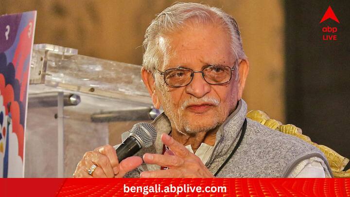 একসময়ে টেলি-ফিল্ম নির্মাণেও নজর দেন তিনি। তৈরি করেন মির্জা গালিব। সেটা ১৯৮৮ সাল। নামভূমিকায় নাসিরুদ্দিন শাহের অভিনয় ও গুলজারের নির্মাণক্ষমতা ভারতের টেলিদুনিয়ার ইতিহাসে 'মির্জা গালিব'-কে অন্য মাত্রায় পৌঁছে দেয়।  (ছবি:PTI)
