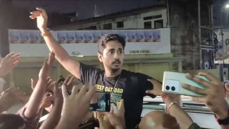 bitter experience at Hyderabad shanti theatre, hero siddharth is emotional Oye Re-Release: థియేటర్‌లో చేదు అనుభవం, హీరో సిద్దార్థ్ ఎమోషనల్