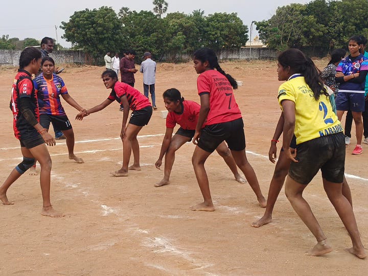 சிறுவயதில் இருந்து நீங்கள் விளையாட்டில் ஆர்வம் கொண்டால் பல்வேறு சாதனைகளை படைக்கலாம் -  கரூர் கலெக்டர் அட்வைஸ்