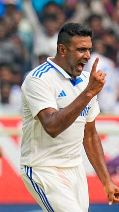 500 టెస్టు వికెట్ల క్లబ్‌లో అశ్విన్ - తల్లే స్పిన్ వేయమన్నారట!