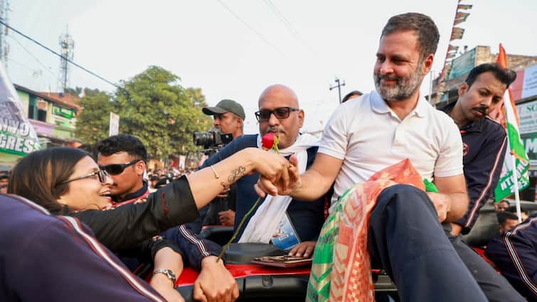 Rahul Gandhi's Bharat Jodo Nyay Yatra Enters Varanasi Without Priyanka, Kashi Vishwanath Temple On Itinerary Rahul Gandhi's Bharat Jodo Nyay Yatra Enters Varanasi Without Priyanka, Kashi Vishwanath Temple On Itinerary