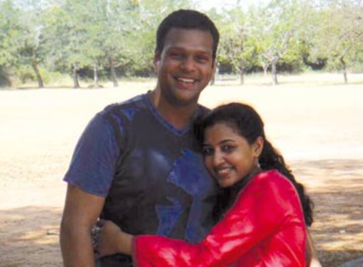 2012 ஆம் ஆண்டு ஜம்மூவின் ஷோபியான் என்ற பகுதிக்கு மேஜராக அனுப்பப்பட்டார். அதன் பிறகு இந்து வர்கீஸ் என்பவரை காதலித்து திருமணம் செய்து கொண்டார்.