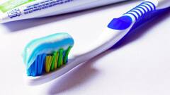 Toothpaste: দাঁত ভাল রাখতে গিয়ে বিপদ ডেকে আনছেন নাতো ? কতটা টুথপেস্ট ব্যবহার স্বাস্থ্যকর হবে ?