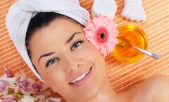 Honey Benefits: સ્કિનની તમામ મુશ્કેલીઓને દૂર કરશે મધ, જાણો તેના ફાયદા