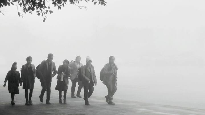 আগামী দু'দিন সামান্য তাপমাত্রা কমলেও সোমবার থেকে ফের ঊর্ধ্বমুখী হবে পারদ।
