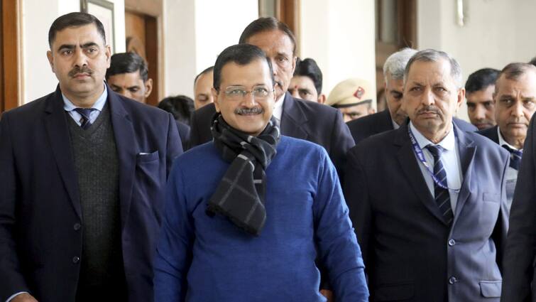 Delhi Assembly passes confidence motion 54 of 62 AAP MLAs present during voting दिल्ली विधानसभा में विश्वासमत पर हुई वोटिंग, केजरीवाल सरकार को कितने वोट मिले?