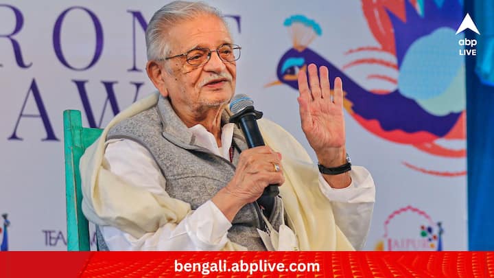 হাত পাকিয়েছেন পরিচালনায়। ১৯৭১ সালে 'মেরে অপনে' ছবিতে পরিচালনায় হাতেখড়ি। তার পর, 'মাচিস', 'আঁধি',  'পরিচয়', 'ইজাজতে'র মতো ছবি বানিয়েছেন। (ছবি:PTI)