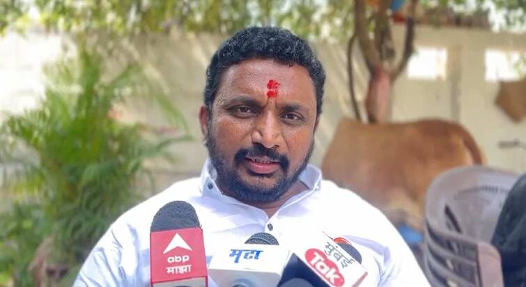 Akola News Amol Mitkari on Akola sabha of Asaduddin Owaisi and and bjp mla Nitesh Rane maharashtra marathi news Akola News: खासदार ओवेसी आणि आमदार नितेश राणे यांची अकोल्यात एकाच वेळी सभा; दोन्ही सभांच्या हेतूवर अमोल मिटकरींना संशय, म्हणाले...
