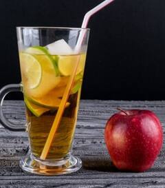 Health Tips: ਰੋਜ਼ਾਨਾ ਸੇਬ ਦਾ ਜੂਸ ਪੀਣ ਦੇ ਗਜ਼ਬ ਦੇ ਫਾਇਦੇ...ਚਿਹਰੇ 'ਤੇ ਨਿਖਾਰ ਤੋਂ ਲੈ ਕੇ ਕਈ ਹੋਰ ਲਾਭ