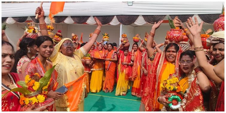 Delhi Devkinandan Thakur's Shrimad Bhagwat Katha starts from today in IP Extension Dharam Sansad Shri Krishna Mandir ann Shrimad Bhagwat Katha: आईपी एक्सटेंसन में देवकीनंदन ठाकुर का श्रीमद्भागवत कथा शुरू, श्रीकृष्ण मंदिर निर्माण पर भी होगी चर्चा