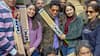 Sachin Tendulkar: పుల్వామాలో సచిన్‌ కుటుంబం, సెల్ఫీల కోసం అభిమానుల క్యూ