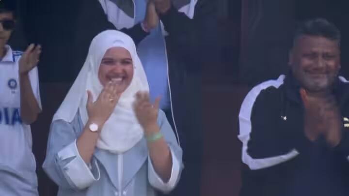 પત્ની રોમાના ઝહૂર સ્ટેન્ડ પરથી સરફરાઝને ફ્લાઈંગ કિસ કરતી જોવા મળી હતી. તો ચાલો જાણીએ કોણ છે સરફરાઝની પત્ની અને કેવી રીતે શરૂ થઈ તેમની લવ સ્ટોરી.